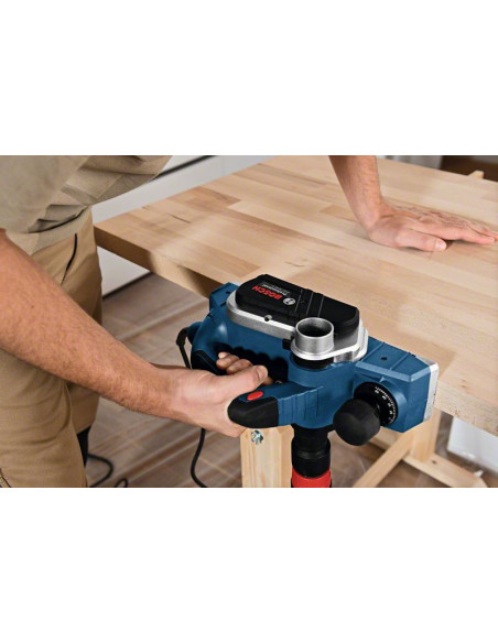 Cepillo BOSCH GHO 26-82 D