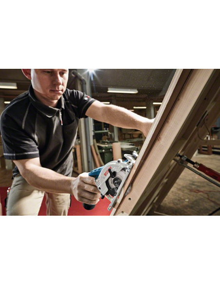 Sierra circular a batería BOSCH GKS 12V-26 (Sin batería ni cargador)