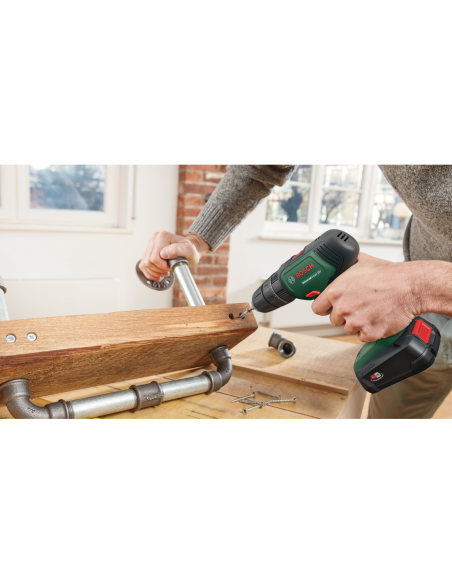 Taladradora de percusión con batería UniversalImpact 18V (Incluye 2 baterías y cargador, en maletín)