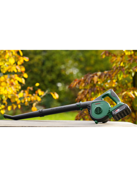 Soplador de hojas a batería UniversalLeafBlower 18V-130 (Sin batería ni cargador, en caja de cartón)