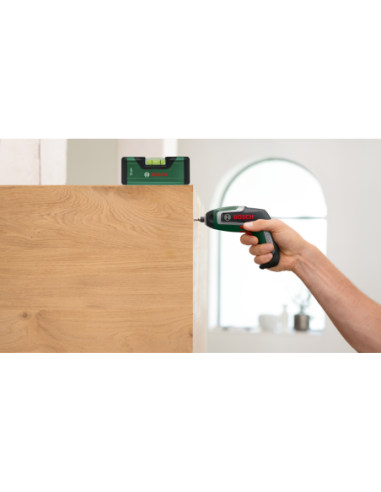 Atornillador a batería Set nivel IXO 7 (En caja...