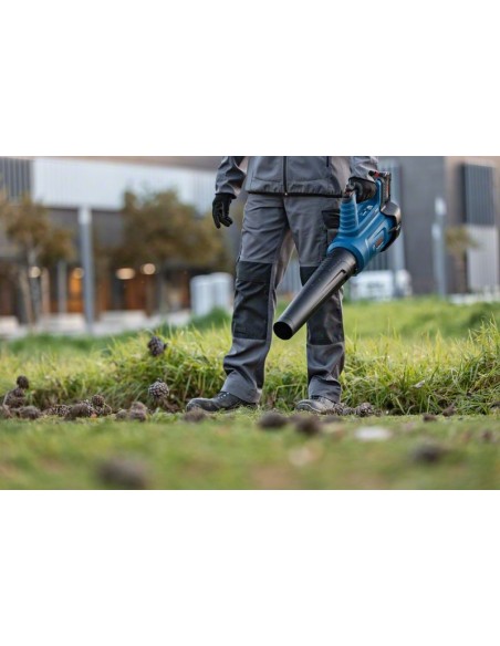 BOSCH 06008D2000 Soplador de hojas a batería GBL 18V-750 (NO INCLUYE BATERÍA NI CARGADOR)