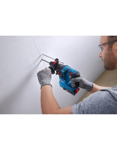 BOSCH 0611927002 Martillo perforador SDS plus a batería GBH 18V-18 Professional (INCLUYE 2 BATERÍAS Y CARGADOR)