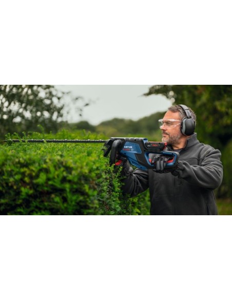 BOSCH 06008C9400 Tijeras cortasetos a batería GHE 18V-60 II (NO INCLUYE BATERÍA NI CARGADOR)