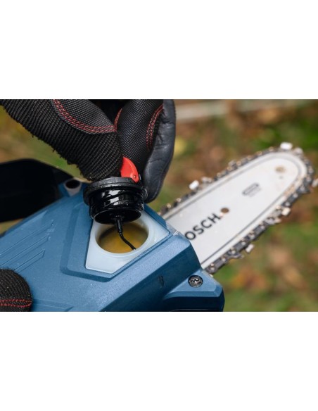 BOSCH 06008D7000 Sierra de poda a batería GKE 18V-15 (NO INCLUYE BATERÍA NI CARGADOR)