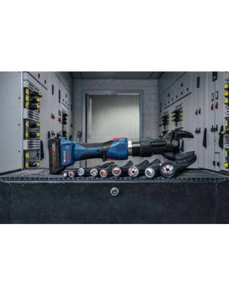 BOSCH 06019P0000 Cizalla hidráulica a batería GKH 18V-50 Professional (NO INCLUYE BATERÍA NI CARGADOR)