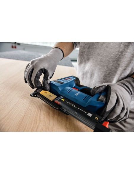 BOSCH 0601482701 Clavadora a batería GNH 18V-35 Professional (NO INCLUYE BATERÍA NI CARGADOR)