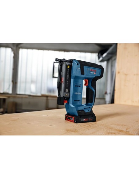 BOSCH 0601482701 Clavadora a batería GNH 18V-35 Professional (NO INCLUYE BATERÍA NI CARGADOR)